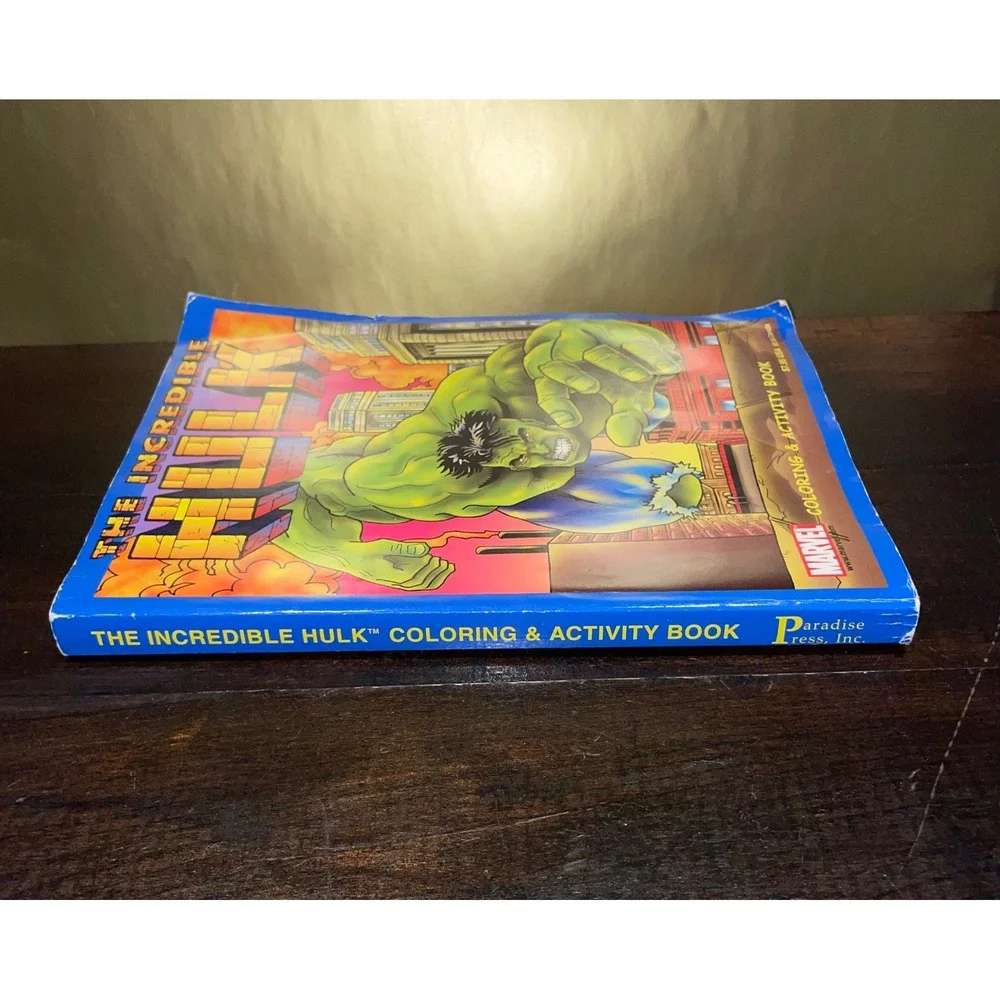 The Incredible Hulk Coloring & Activity Book Marvel 2002 Paradise Press‎